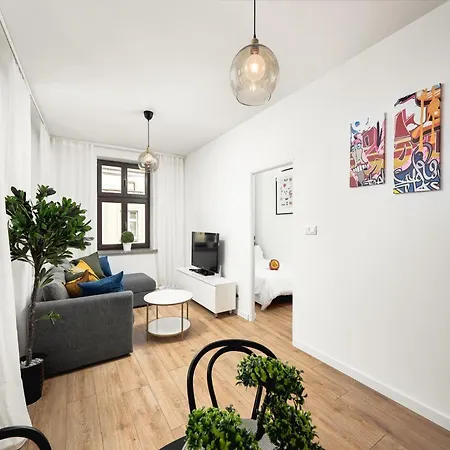 Flat Near Piotrkowska Street * Łódź